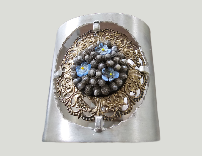 Victoriana garnish_Blue_3